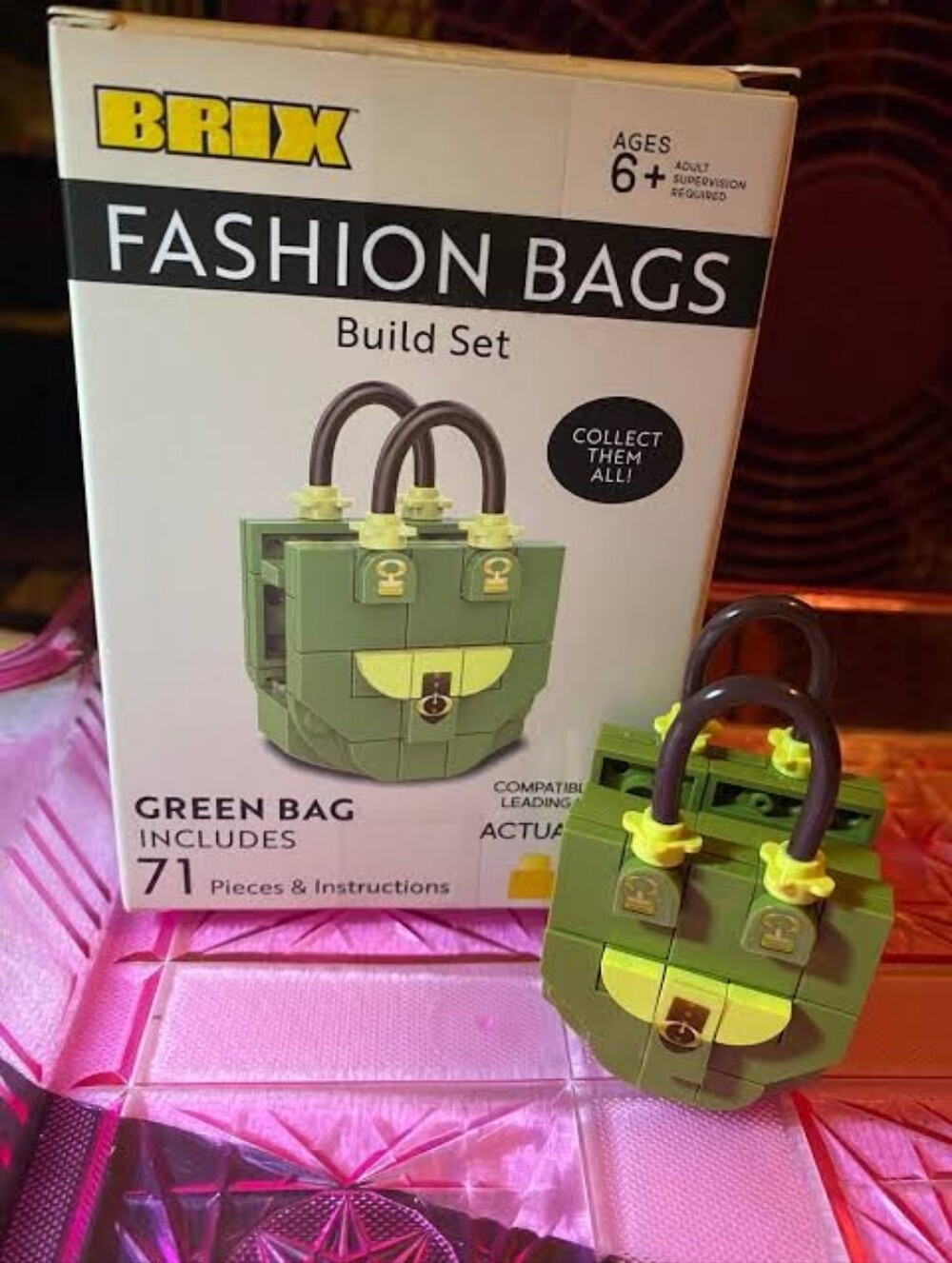 Fashion Bags Build Set NIB